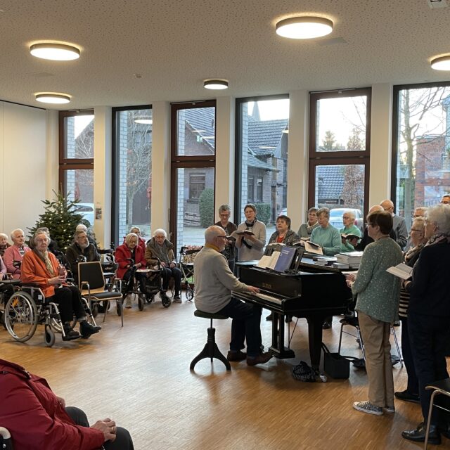 Adventskonzert des Pfarrcäcilienchores Haldern im Pfarrsaal (8.12.2024)