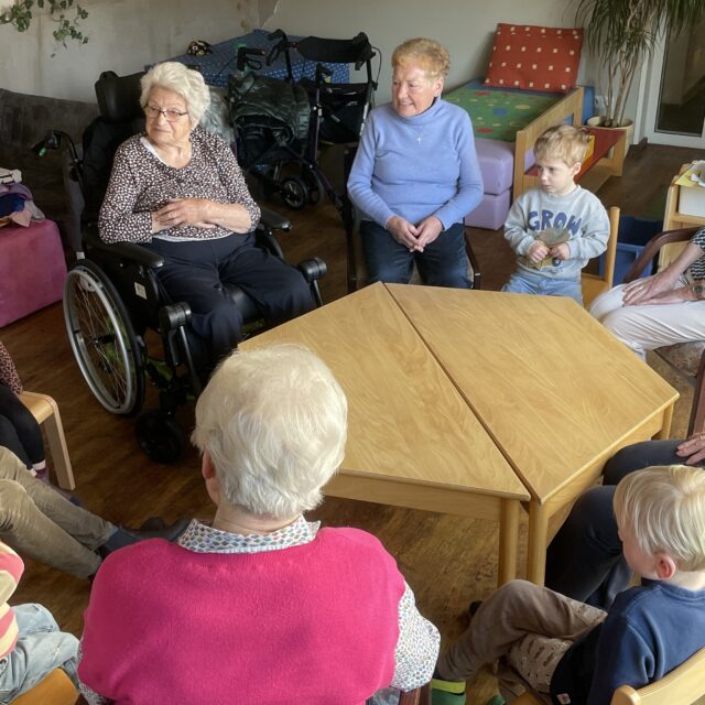 Der Begegnungsraum des Waldzwergekindergartens hat nach Corona wieder geöffnet! (6.3.2025)