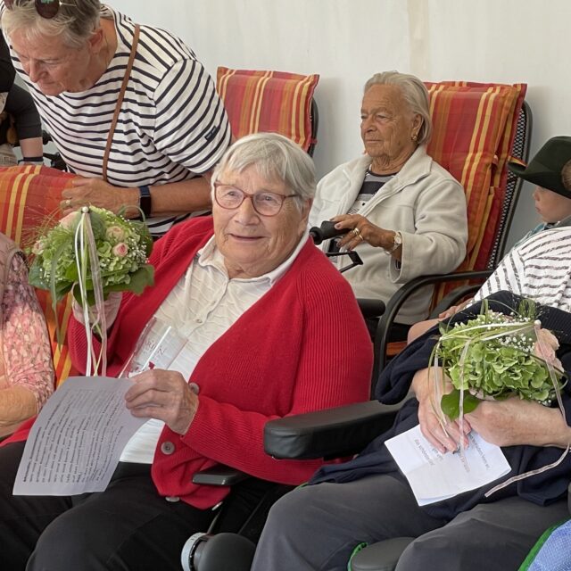 Schützenumzug durch den Innenhof (14.7.2025)
