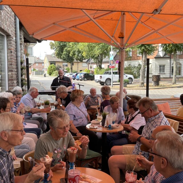 Ehrenamtlichen-Treffen an der Eisdiele (26.8.2025)