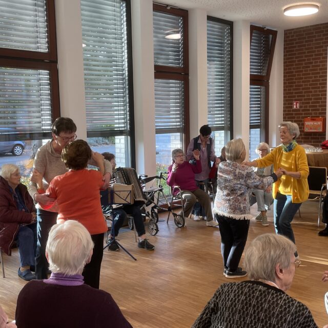 Tanznachmittag (30.10.2025)